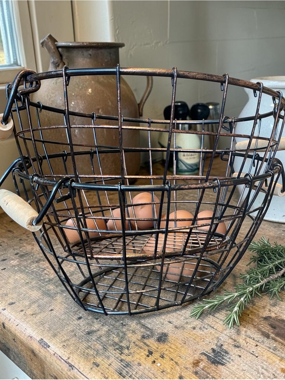 METAL WIRE WOOD HANDLE BASKETS BUNDLE